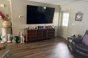 8580 SW 17th St, Davie, FL 33324 - Photo 5