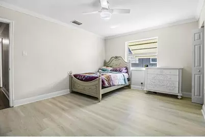 7480 NW 13th Ct, Plantation, FL 33313 - Photo 15