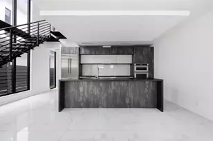 2516 NE 21st St, Fort Lauderdale, FL 33305 - Photo 3