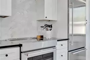 240 Captains Walk, Delray Beach, FL 33483 - Photo 13