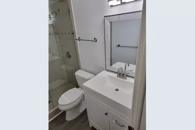 2100  Diana Dr, Unit #310, Hallandale Beach, FL 33009 - Photo 5