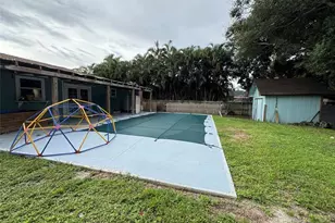 6101 Balsam Dr, Fort Pierce, FL 34982 - Photo 7