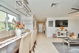 1055 Imperial Lake Rd, West Palm Beach, FL 33413 - Photo 15