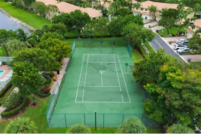 1055  Imperial Lake Rd, West Palm Beach, FL 33413 - Photo 47