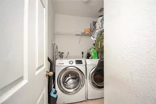 1055 Imperial Lake Rd, West Palm Beach, FL 33413 - Photo 29