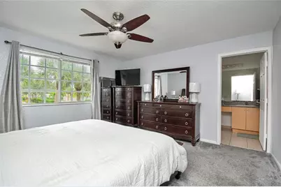 1055  Imperial Lake Rd, West Palm Beach, FL 33413 - Photo 21