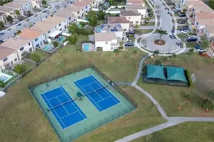 19117 NE 8th Ct, Miami, FL 33179 - Photo 29