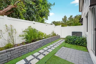 737 SE 1st Ct, Pompano Beach, FL 33060 - Photo 15