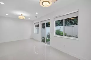 737 SE 1st Ct, Pompano Beach, FL 33060 - Photo 13