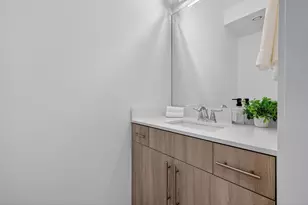 737 SE 1st Ct, Pompano Beach, FL 33060 - Photo 19