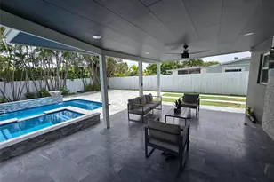 2340 NE 8th Ave, Pompano Beach, FL 33064 - Photo 7