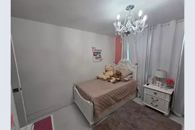 2340 NE 8th Ave, Pompano Beach, FL 33064 - Photo 21