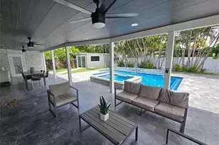 2340 NE 8th Ave, Pompano Beach, FL 33064 - Photo 9