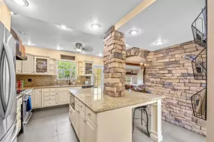 2300 Castilla Isle, Fort Lauderdale, FL 33301 - Photo 27