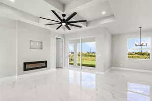 526 Braelyn St, Port LaBelle, FL 33935 - Photo 3