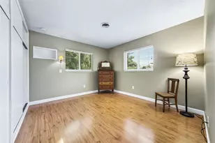 1711 NE 40th Ct, Oakland Park, FL 33334 - Photo 23