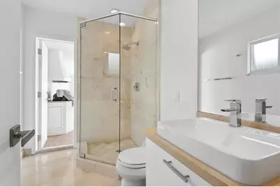 40  Isla Bahia Drive, Fort Lauderdale, FL 33316 - Photo 23