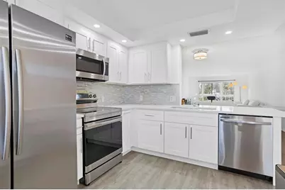 2805  Victoria Way, Unit #F 2, Coconut Creek, FL 33066 - Photo 9