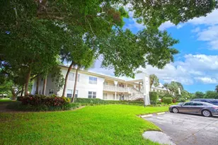2805 Victoria Way Unit #F 2, Coconut Creek, FL 33066 - Photo 1