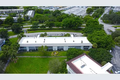 2805  Victoria Way, Unit #F 2, Coconut Creek, FL 33066 - Photo 41