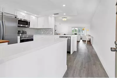 2805  Victoria Way, Unit #F 2, Coconut Creek, FL 33066 - Photo 13