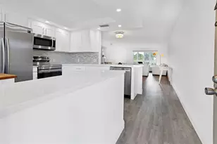 2805 Victoria Way Unit #F 2, Coconut Creek, FL 33066 - Photo 13