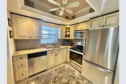 651 E Pine Dr, Unit #310, Pompano Beach, FL 33060 - Photo 13