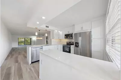 3201  Portofino Pt, Unit #D3, Coconut Creek, FL 33066 - Photo 5