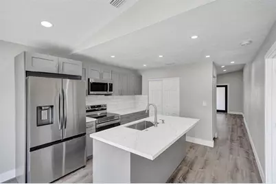 2614 W 65th St, Hialeah, FL 33016 - Photo 13