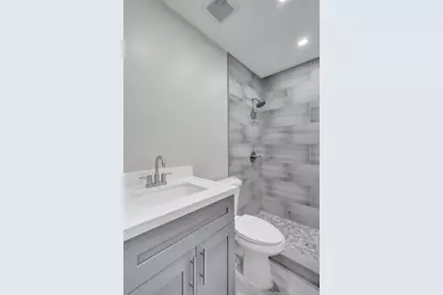 2614 W 65th St, Hialeah, FL 33016 - Photo 27