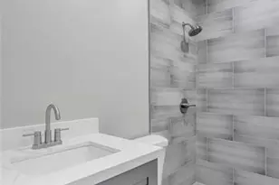 2614 W 65th St, Hialeah, FL 33016 - Photo 27