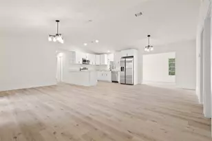 461 SW Meadow Terrace, Port Saint Lucie, FL 34984 - Photo 45