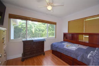 301 SE 12th St, Deerfield Beach, FL 33441 - Photo 19