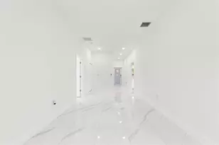 2407 NW 8th St, Fort Lauderdale, FL 33311 - Photo 17