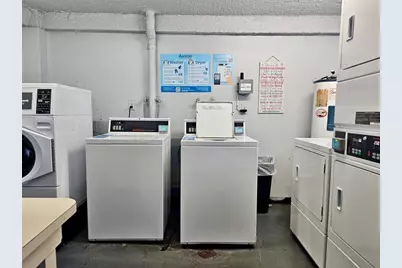 118 NW Royal Park Dr, Unit #2E, Oakland Park, FL 33309 - Photo 17