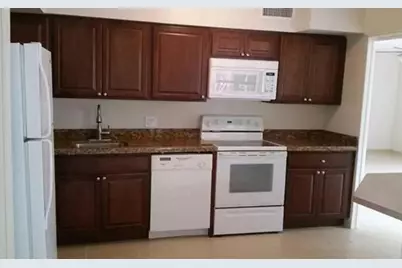 615 NE 8th Ave, Unit #5, Fort Lauderdale, FL 33304 - Photo 5