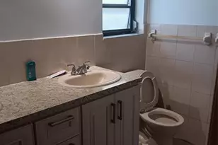 3001 NW 8th Pl, Fort Lauderdale, FL 33311 - Photo 19