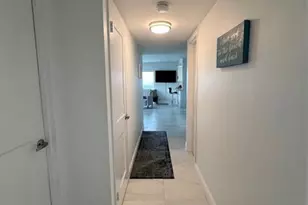 1200 Hibiscus Ave, Pompano Beach, FL 33062 - Photo 9