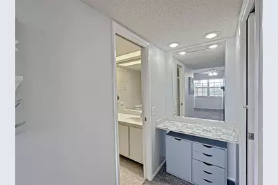 535  Oaks Dr, Unit #504, Pompano Beach, FL 33069 - Photo 9
