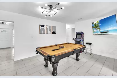 6630  Cody St, Hollywood, FL 33024 - Photo 11