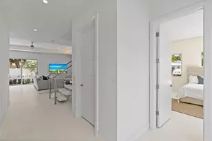 221 Shore Ct, Lauderdale by the Sea, FL 33308 - Photo 15