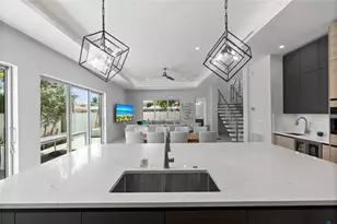 221 Shore Ct, Lauderdale by the Sea, FL 33308 - Photo 25