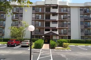 2771 Riverside Dr, Coral Springs, FL 33065 - Photo 3