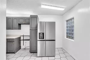 10690 NW 14th St, Plantation, FL 33322 - Photo 5