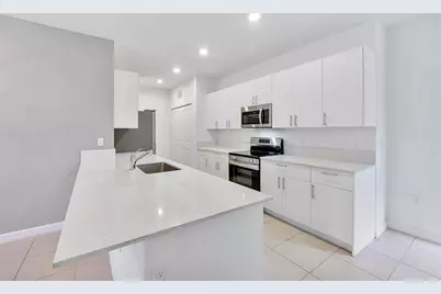 4973  Oakmont Drive, Dania Beach, FL 33312 - Photo 7