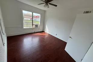 201 N 17th St, Fort Pierce, FL 34950 - Photo 11