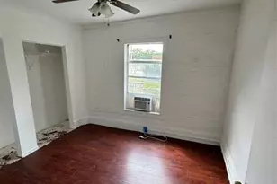 201 N 17th St, Fort Pierce, FL 34950 - Photo 5