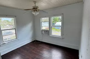 201 N 17th St, Fort Pierce, FL 34950 - Photo 9