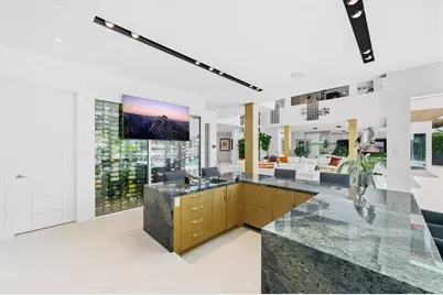 14 N Isla Bahia Dr, Fort Lauderdale, FL 33316 - Photo 17