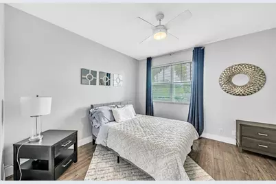 1251 NE 32nd St, Oakland Park, FL 33334 - Photo 29